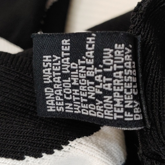 Venini Women's Size Small Fitted Cardigan Sweater - Picture 8 of 8